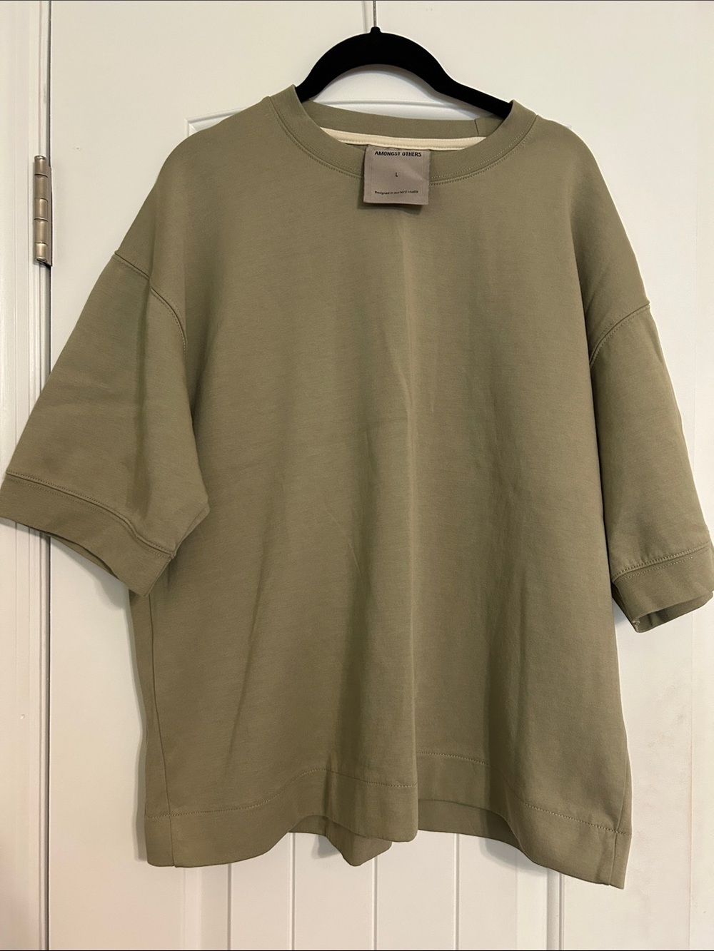 Amongst Others Olive Short Sleeve Crewneck Tee